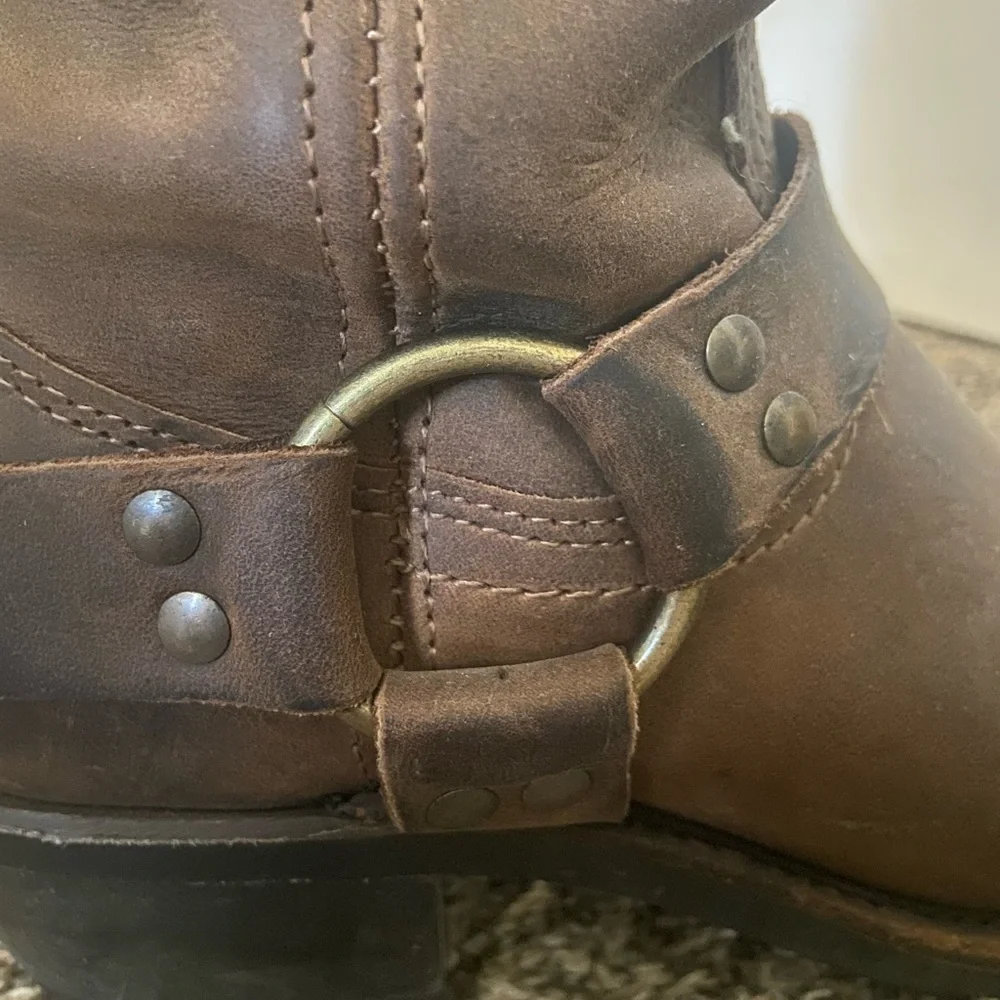 Frye Harness 12R Classic Women’s Boot - Picture 13 of 15